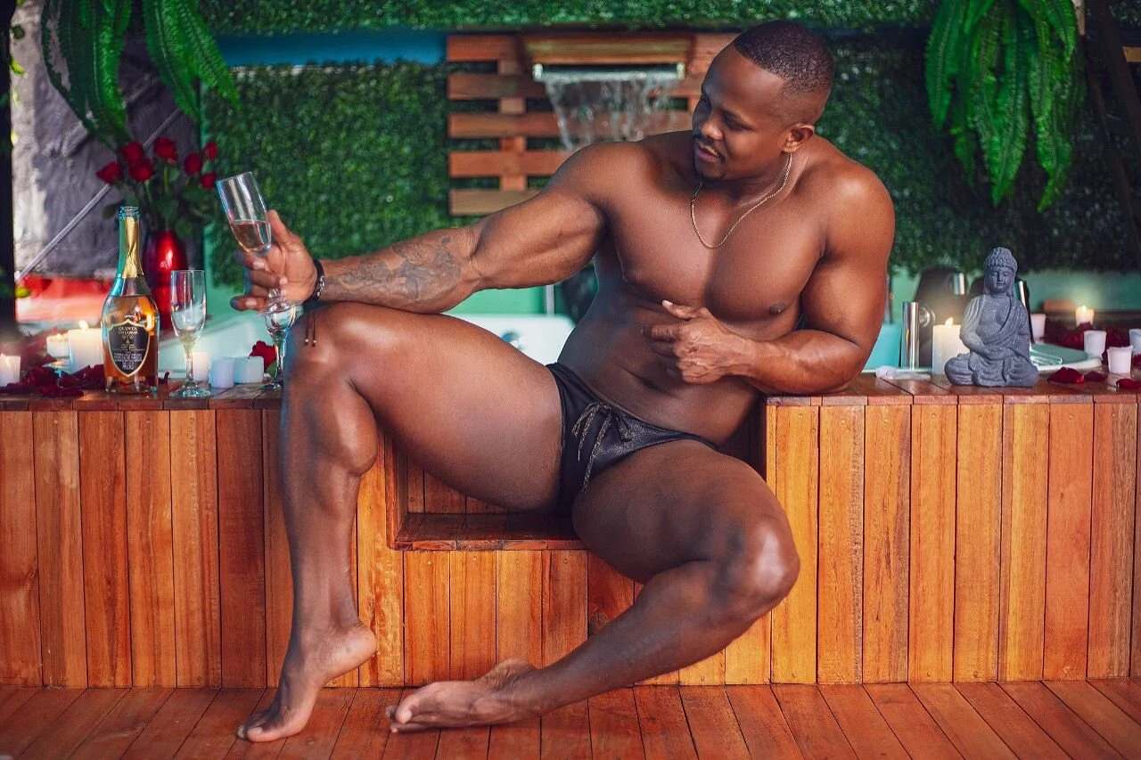 XXX Porn Photo of Nude Aaron_ST 10