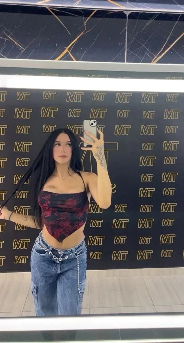 XXX Porn Photo of Nude Isabelablockwell 20