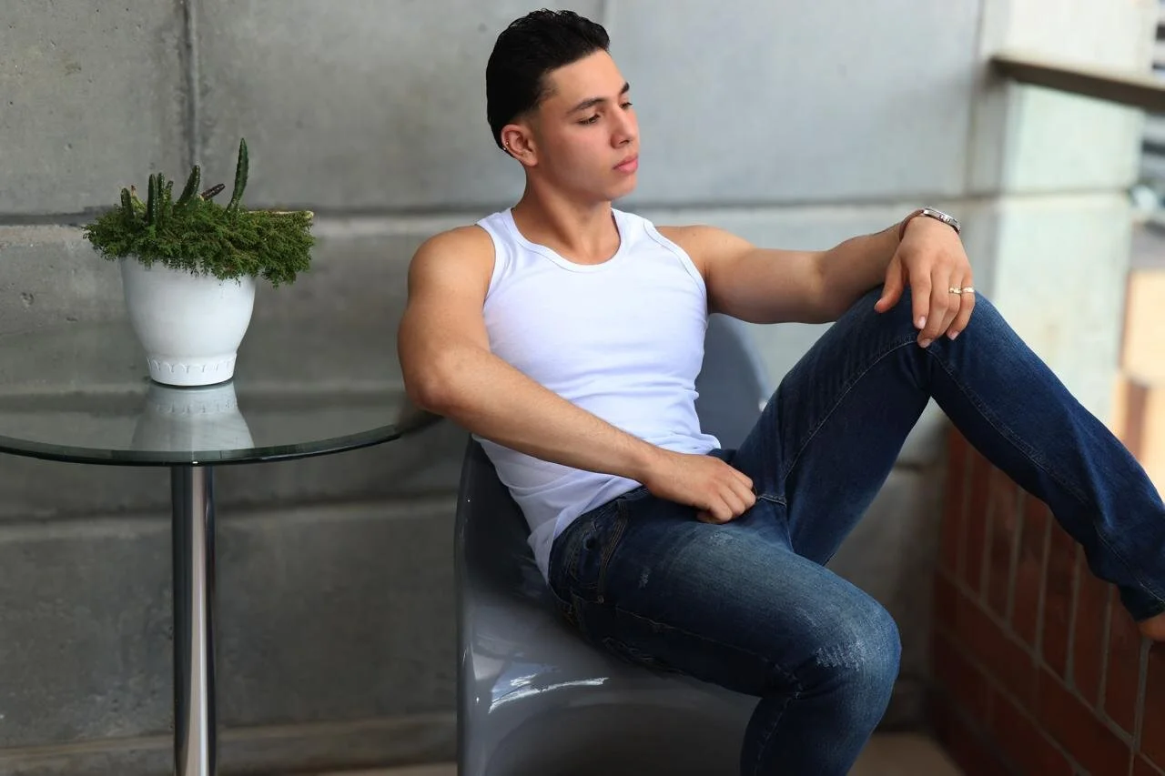 XXX Porn Photo of Nude max_valiant1 3