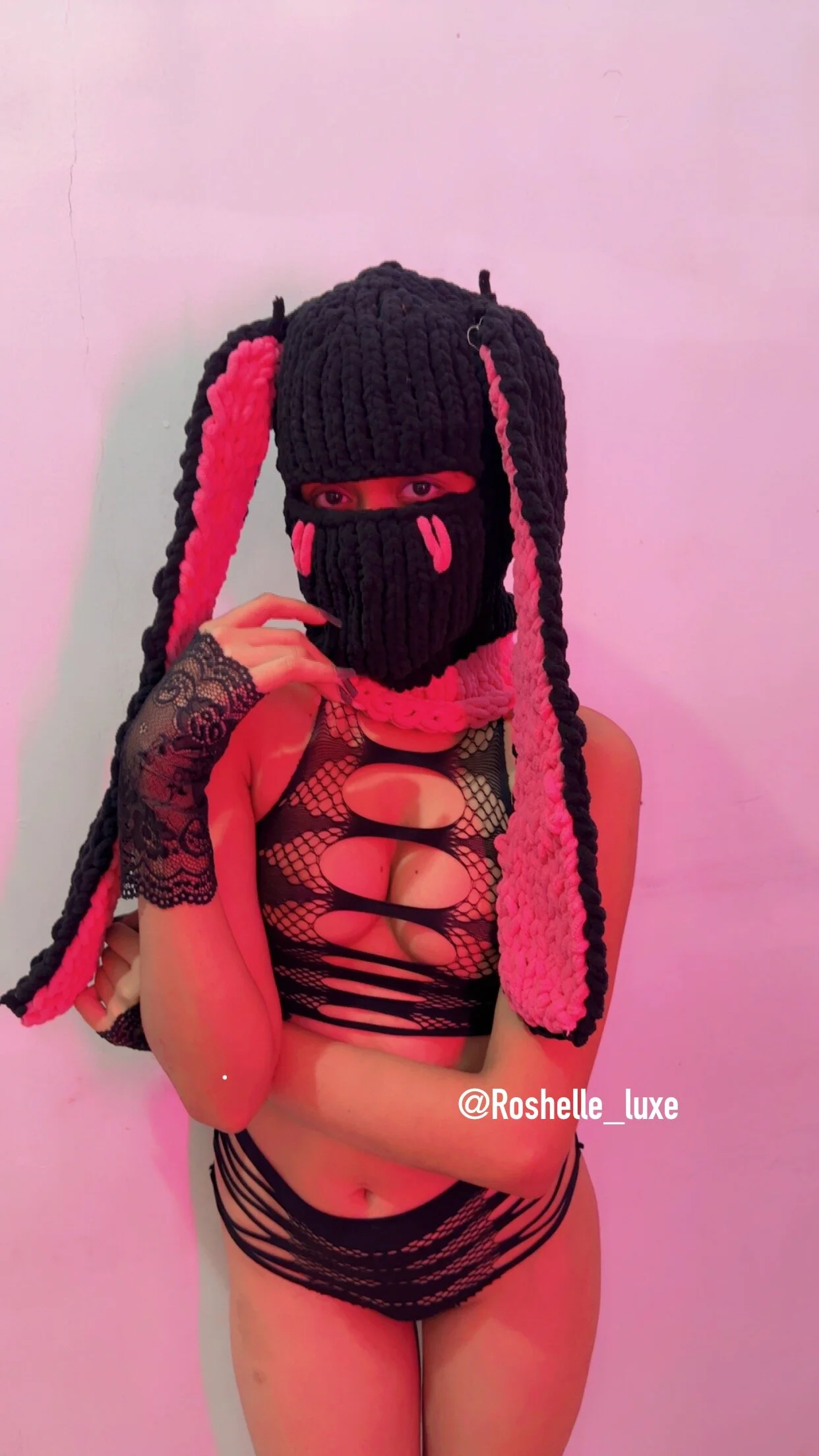 XXX Porn Photo of Nude Roshelle_luxe 2