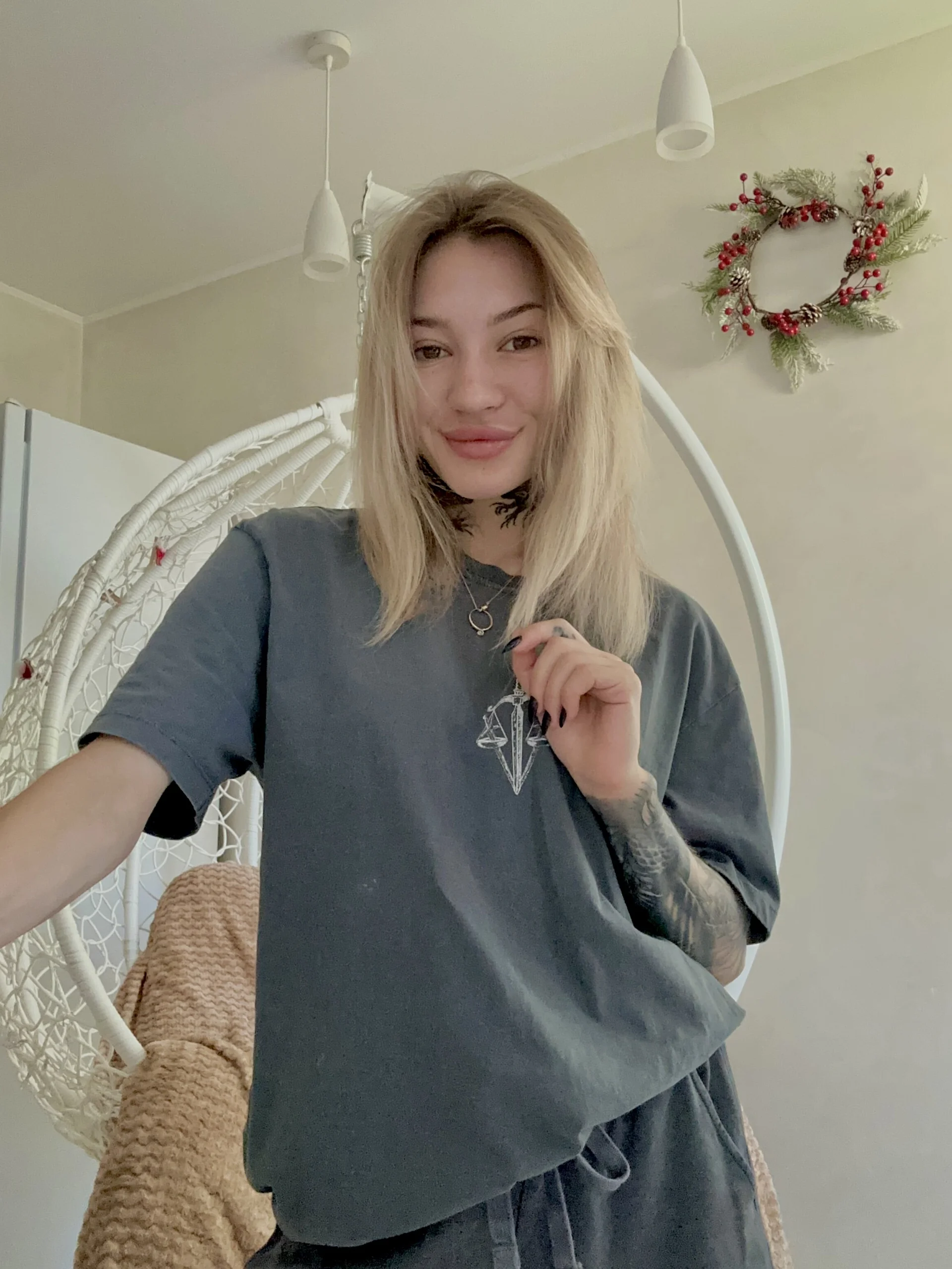 XXX Porn Photo of Nude Future_star 28