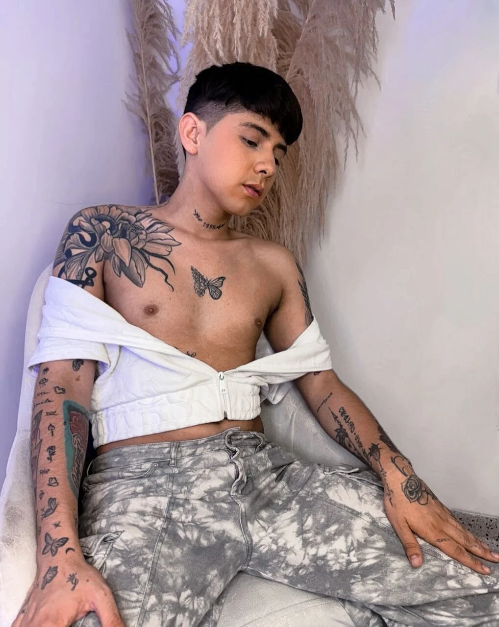 XXX Porn Photo of Nude Yeison_gomezz 5
