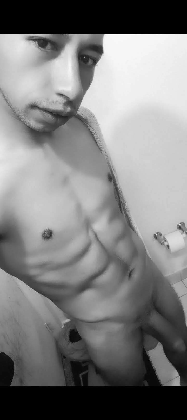 XXX Porn Photo of Nude miguelo92 73