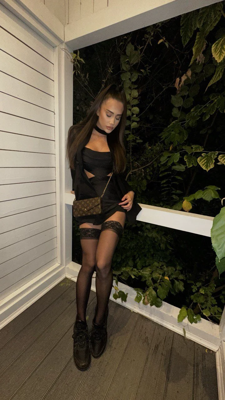 XXX Porn Photo of Nude AlishaSkye 3