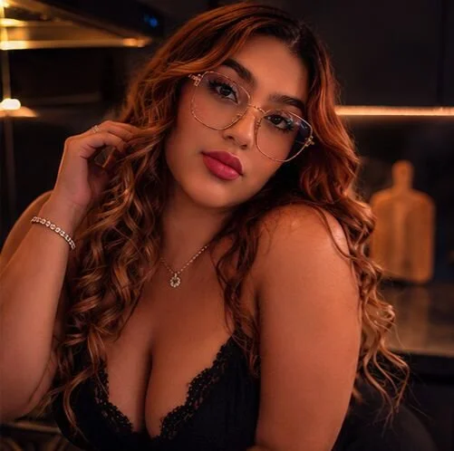 XXX Porn Photo of Nude MechelleLyon 8