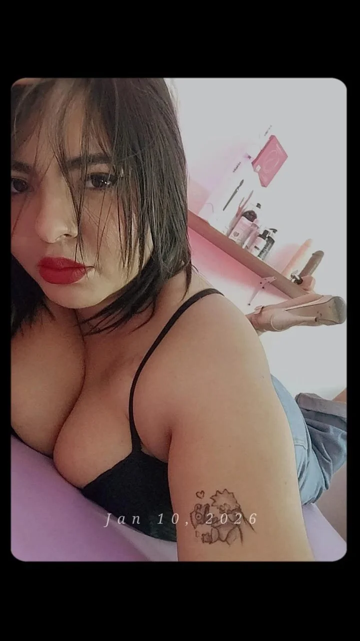 XXX Porn Photo of Nude Luciana_r 21