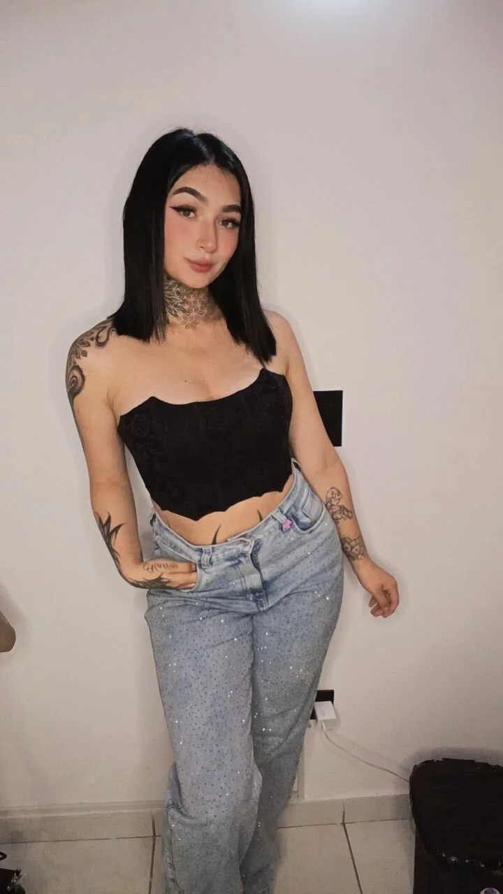 XXX Porn Photo of Nude Ashleyy_Morgann 2