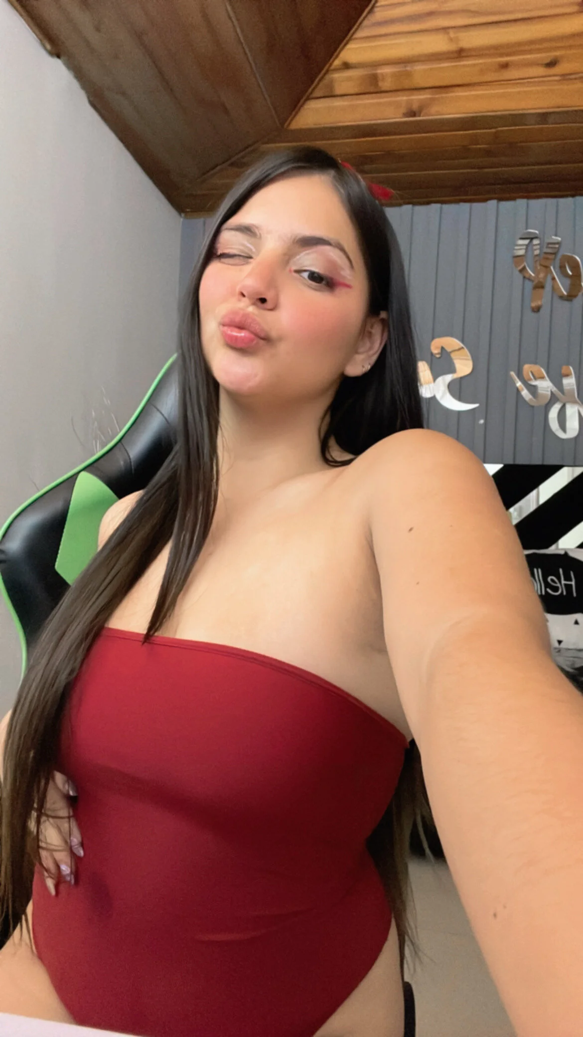 XXX Porn Photo of Nude emily_cooper_t 27