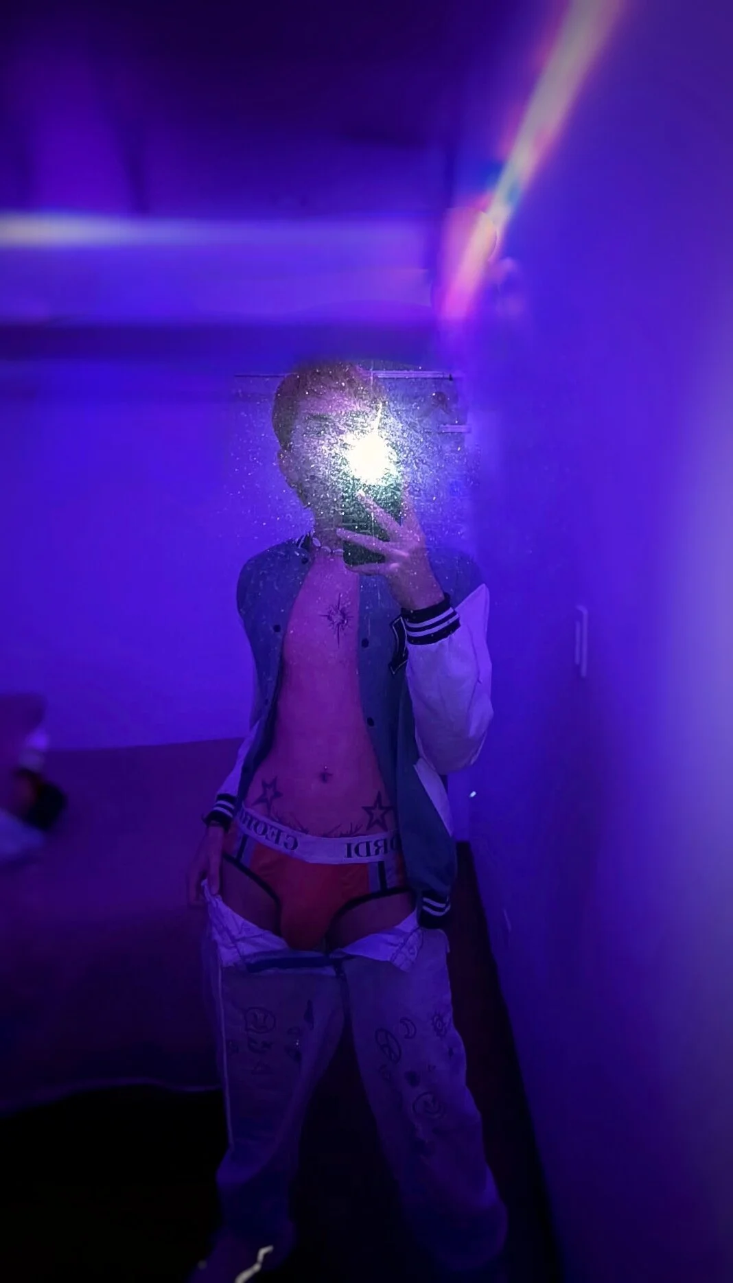XXX Porn Photo of Nude golden_twink_ 6