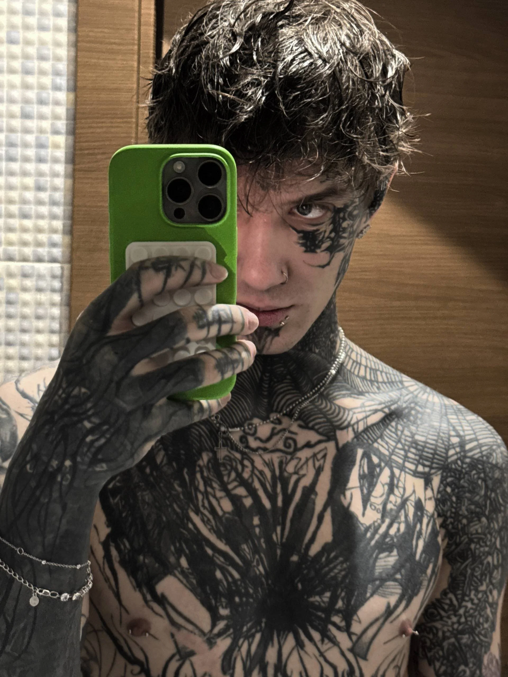 XXX Porn Photo of Nude Bladerax 1