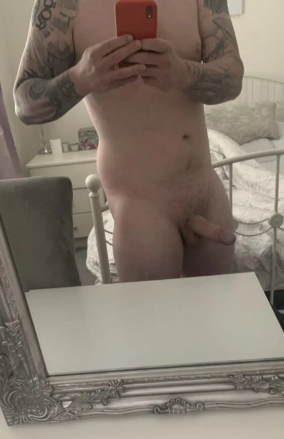 XXX Porn Photo of Nude Crusher19830 11