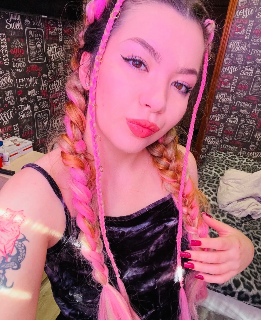 XXX Porn Photo of Nude MistiPitzen 18