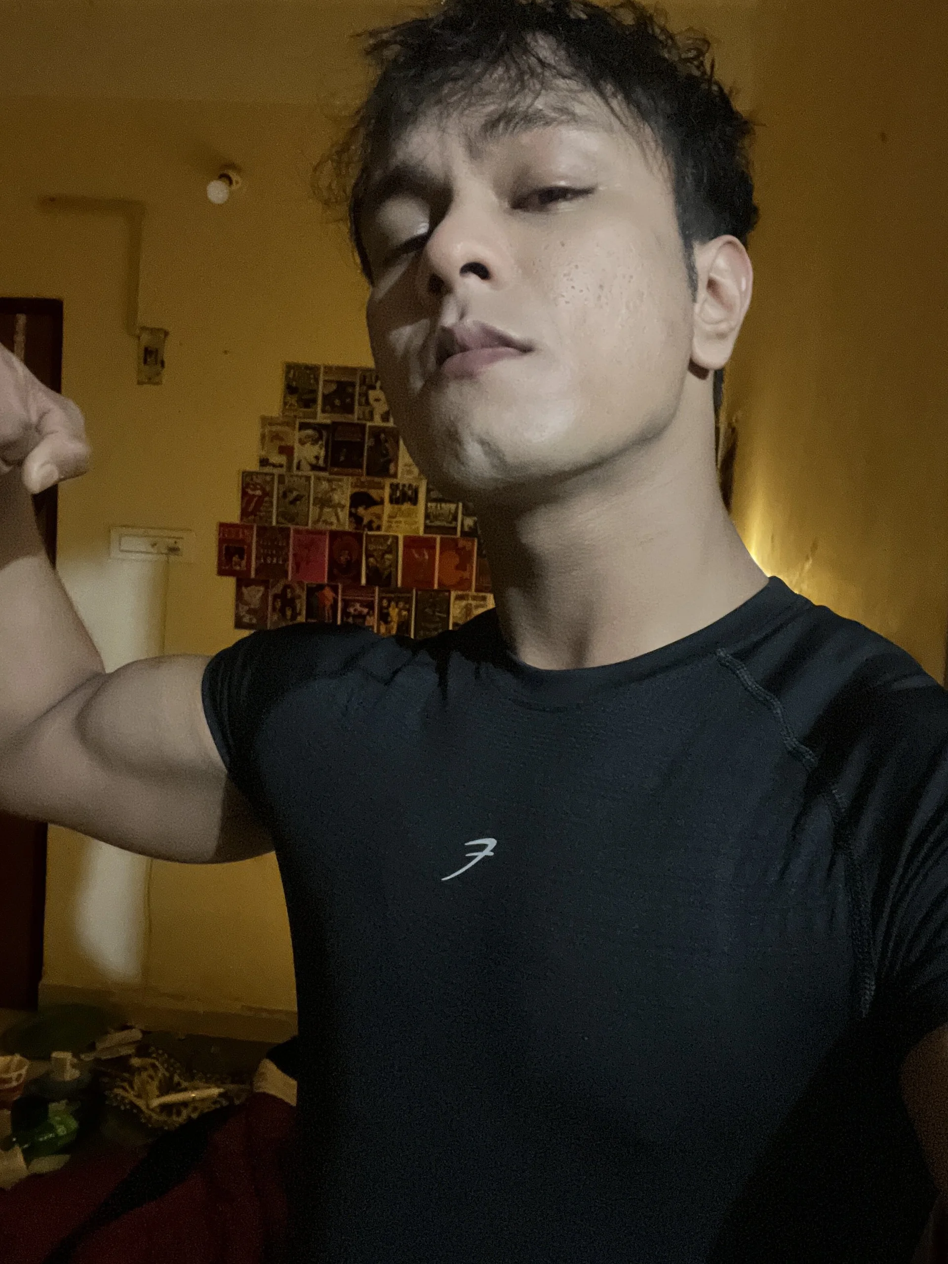 XXX Porn Photo of Nude DarkMuscleBoyX 1