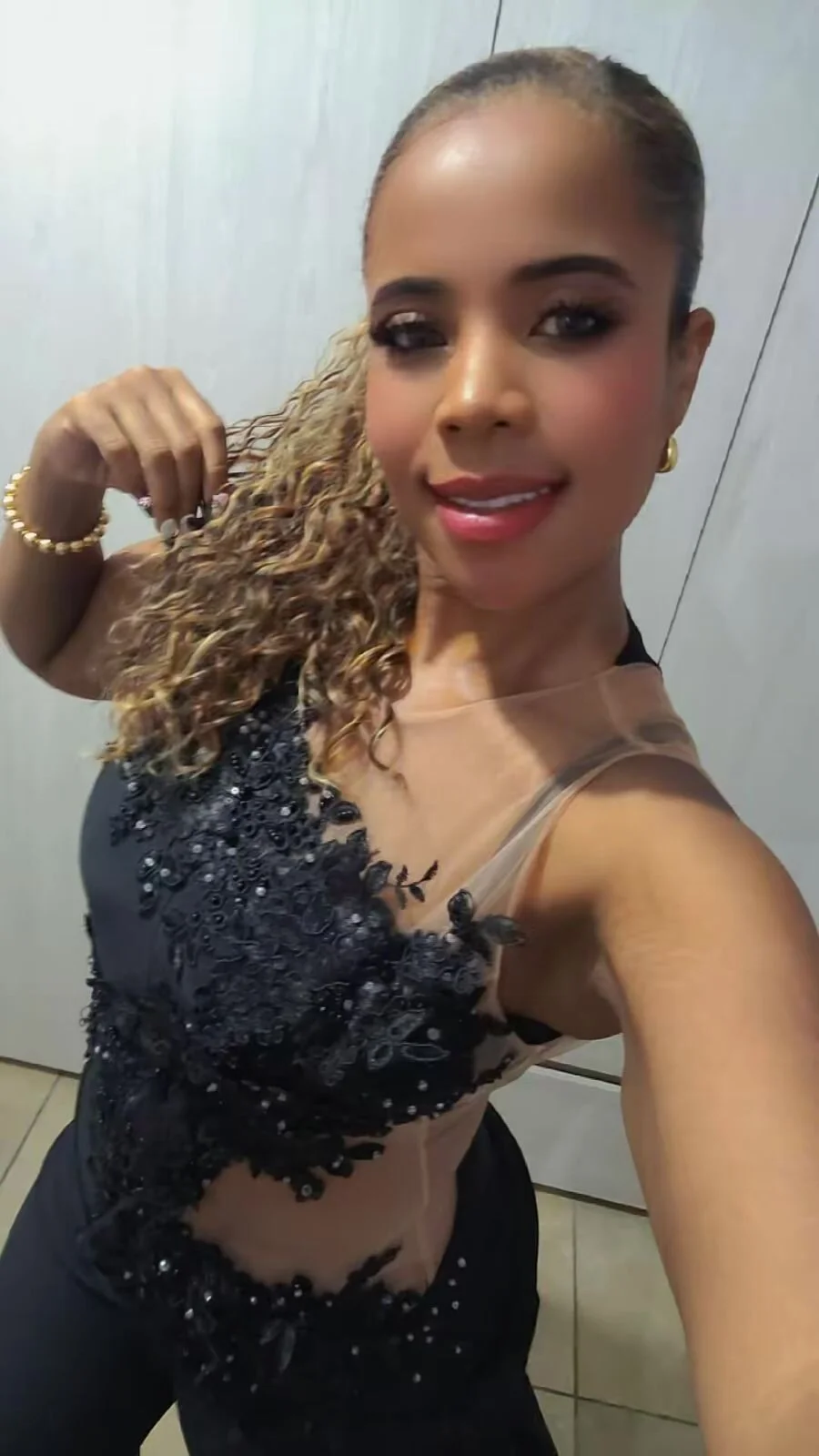 XXX Porn Photo of Nude MiaCurly 4
