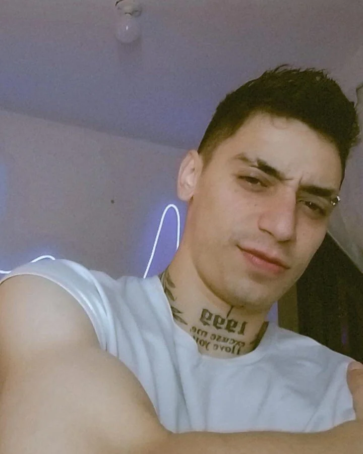 XXX Porn Photo of Nude alejo_greyx 26