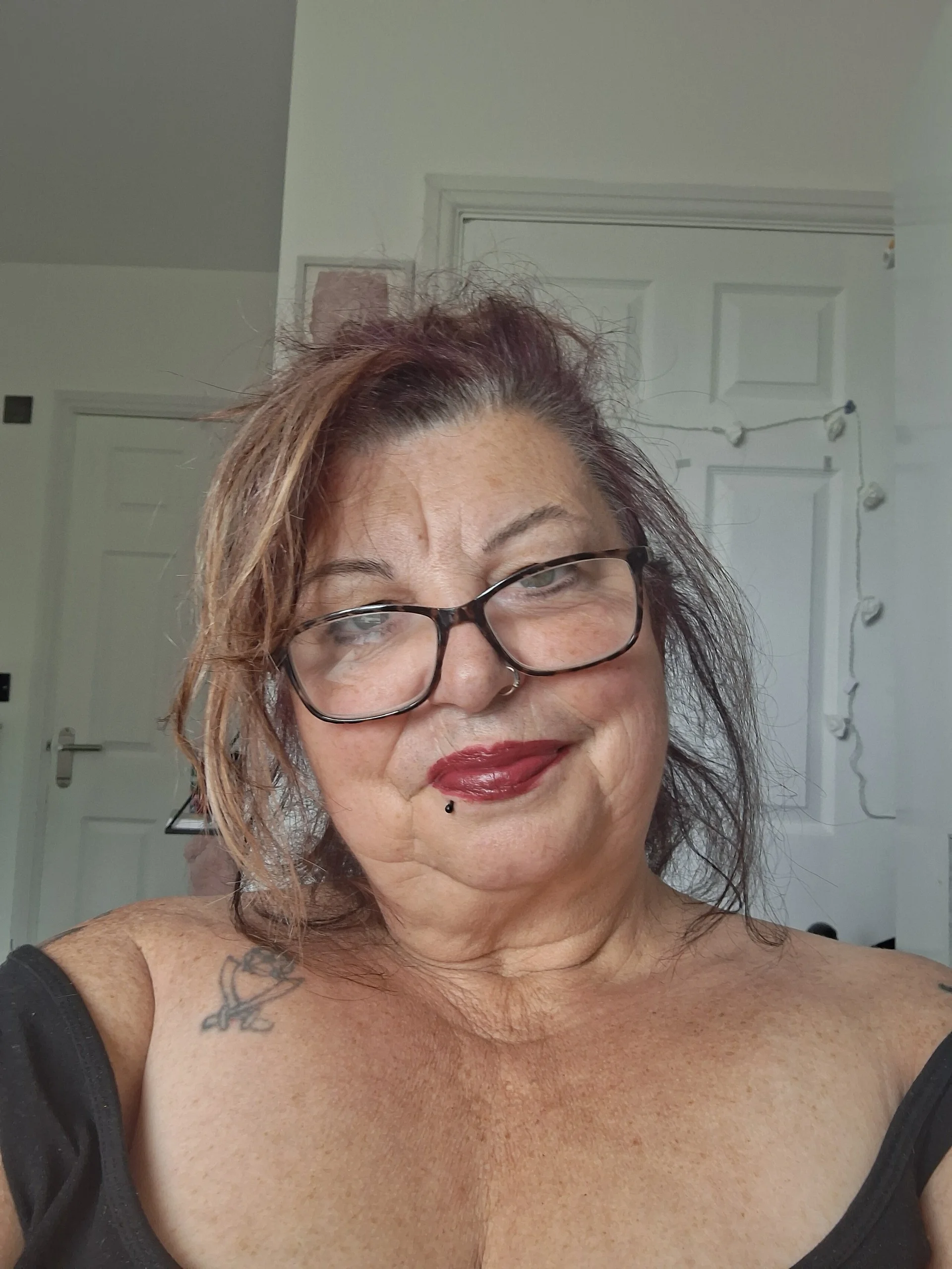 XXX Porn Photo of Nude CougarBeccaX 4
