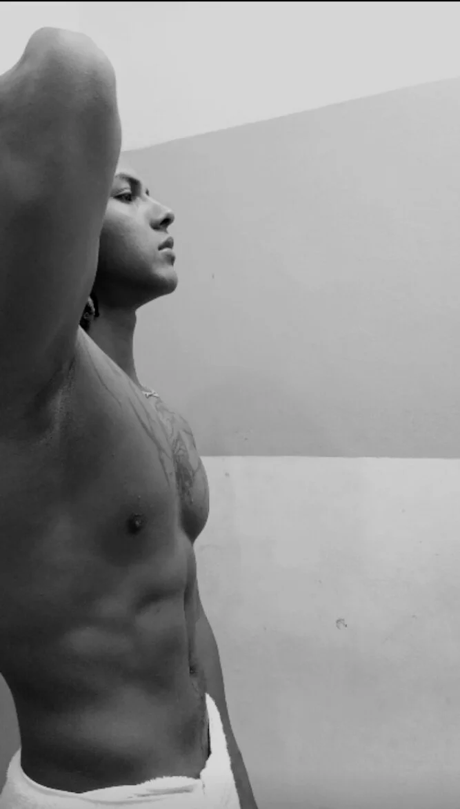 XXX Porn Photo of Nude zoriel_bigcock 17