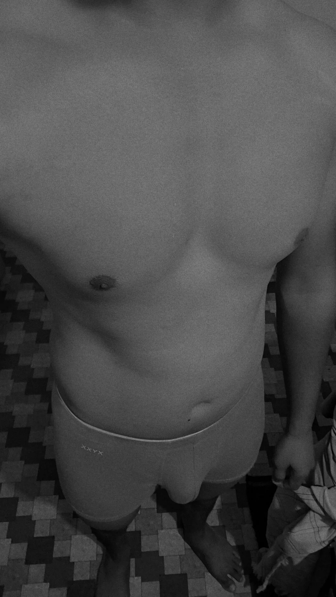 XXX Porn Photo of Nude Veer0T0 3