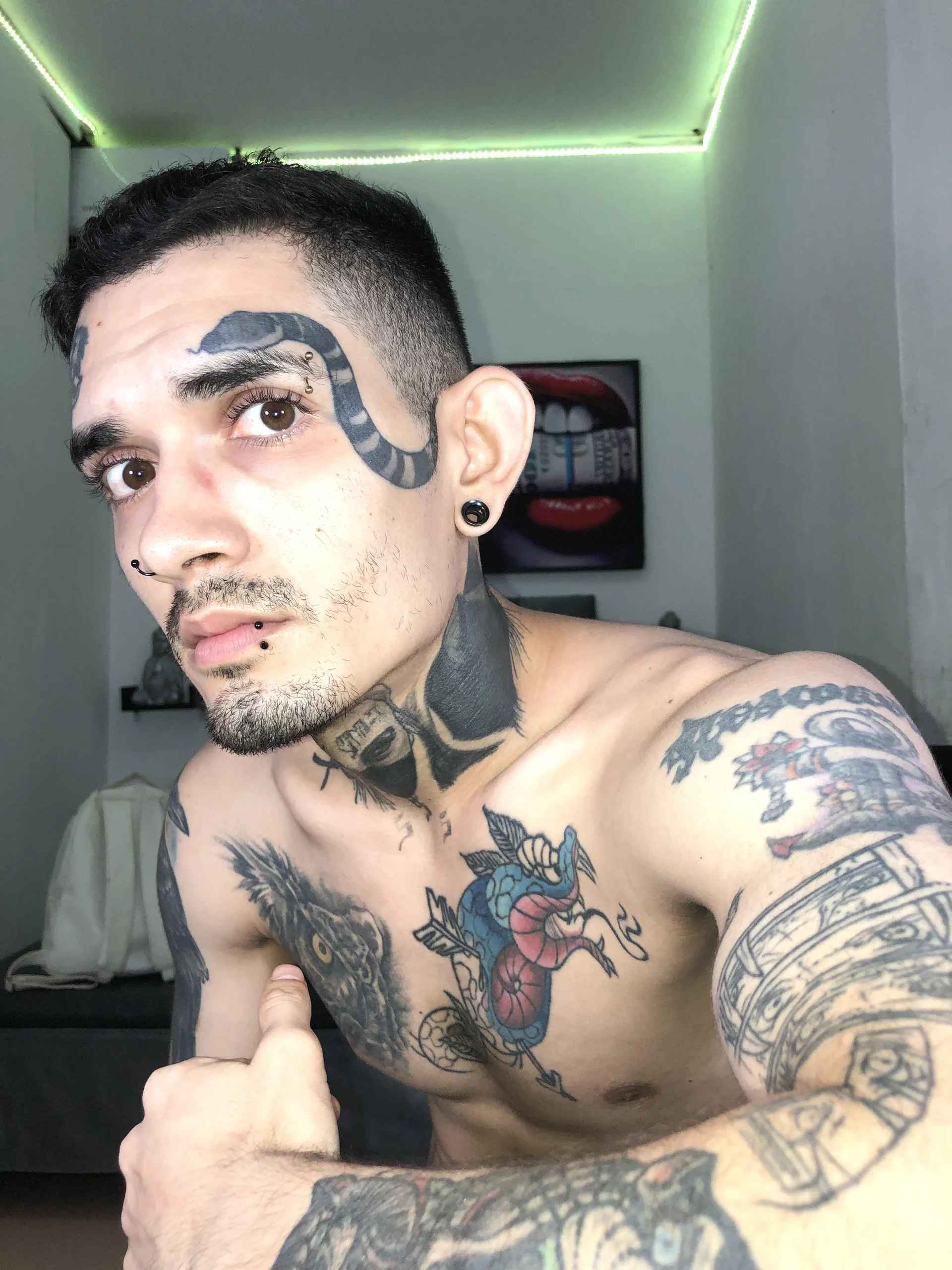 XXX Porn Photo of Nude Boy_tatto77 7
