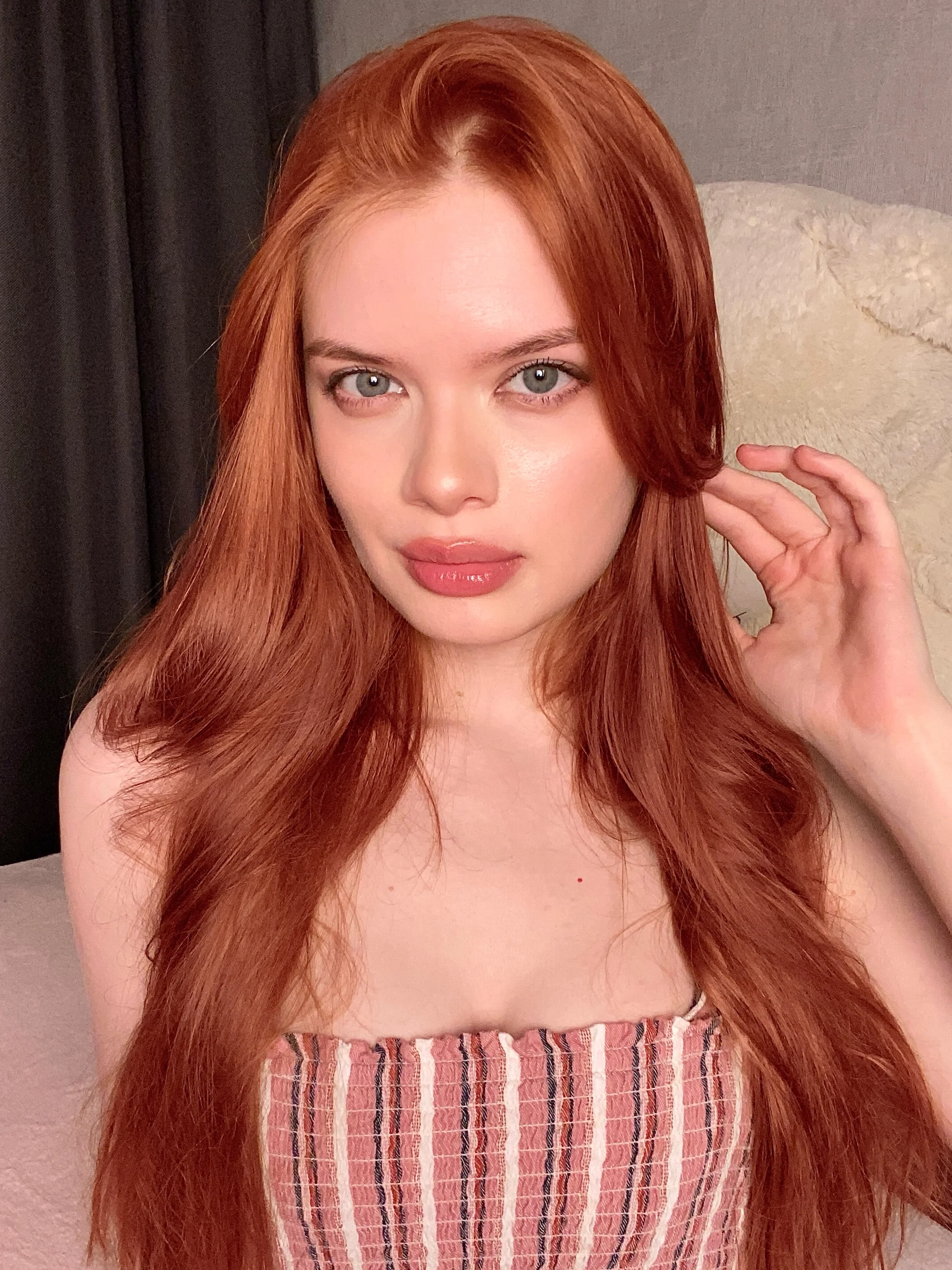 XXX Porn Photo of Nude Liyafox 1
