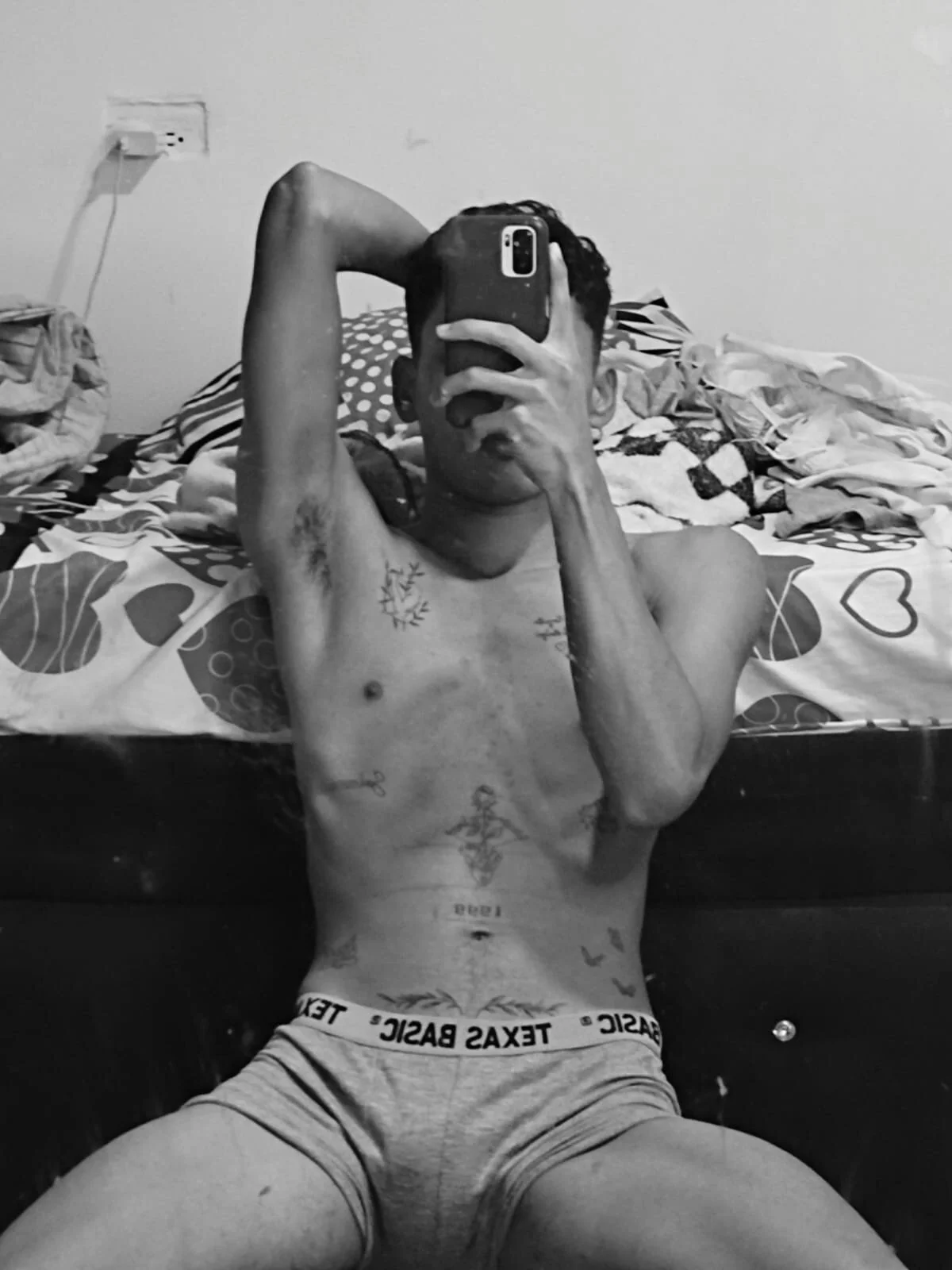 XXX Porn Photo of Nude allens_joe 9