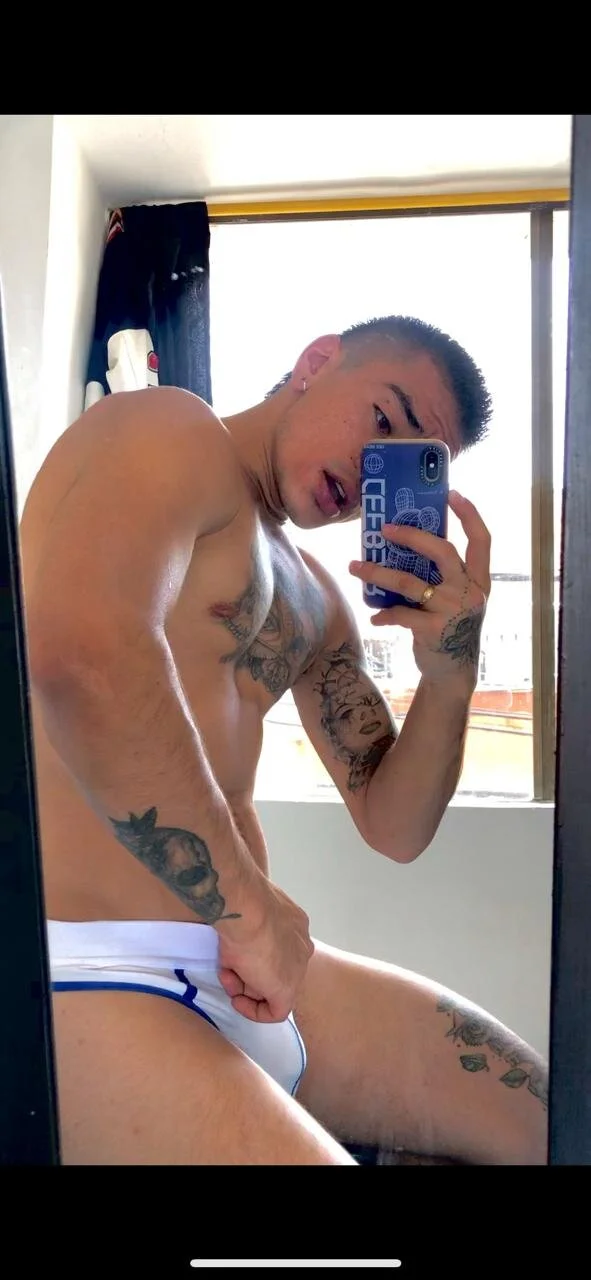 XXX Porn Photo of Nude GilberMxx 1