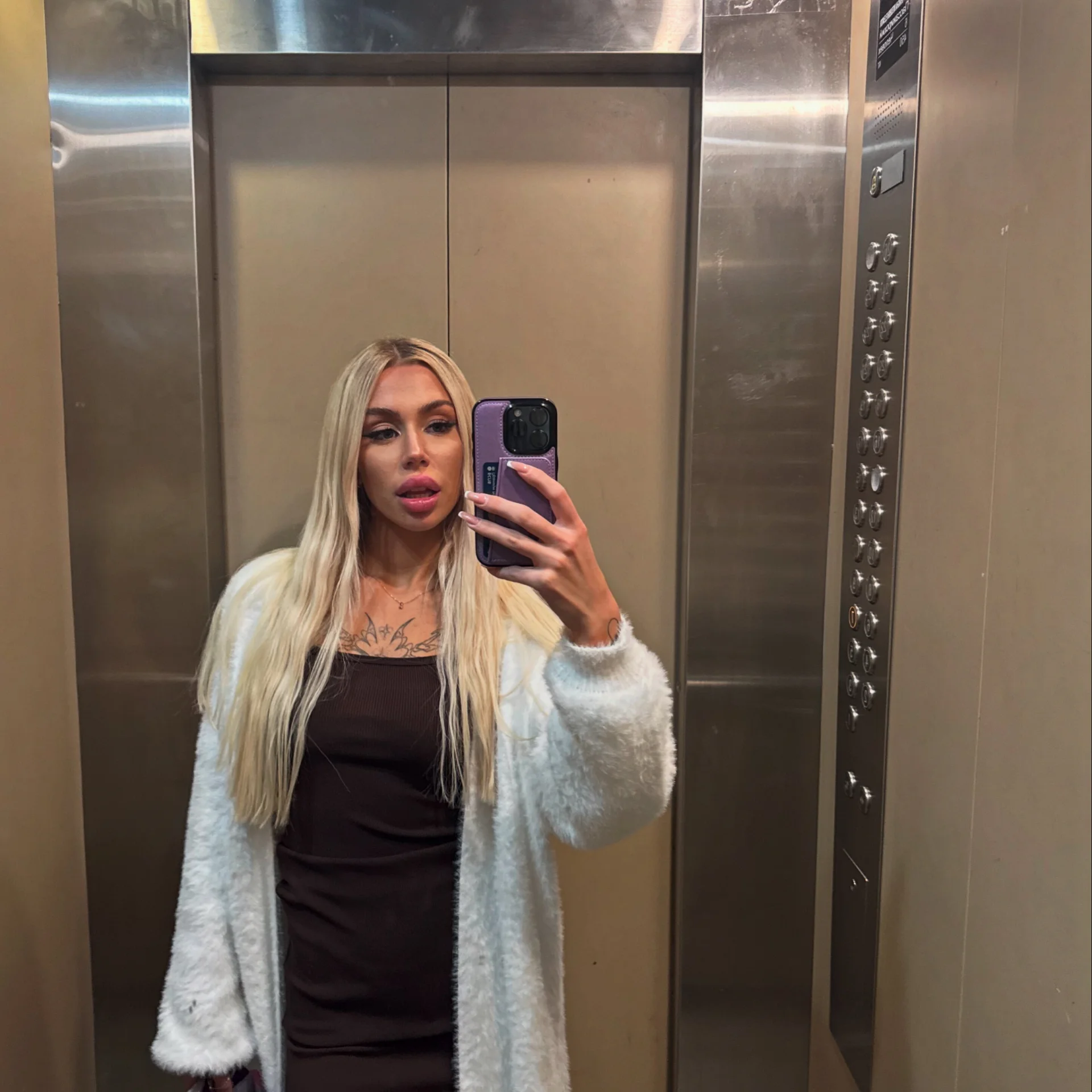 XXX Porn Photo of Nude creambaby1 2