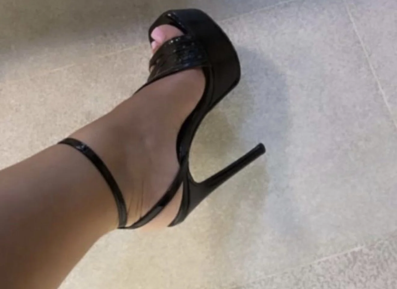 XXX Porn Photo of Nude emiliafrancaise 4