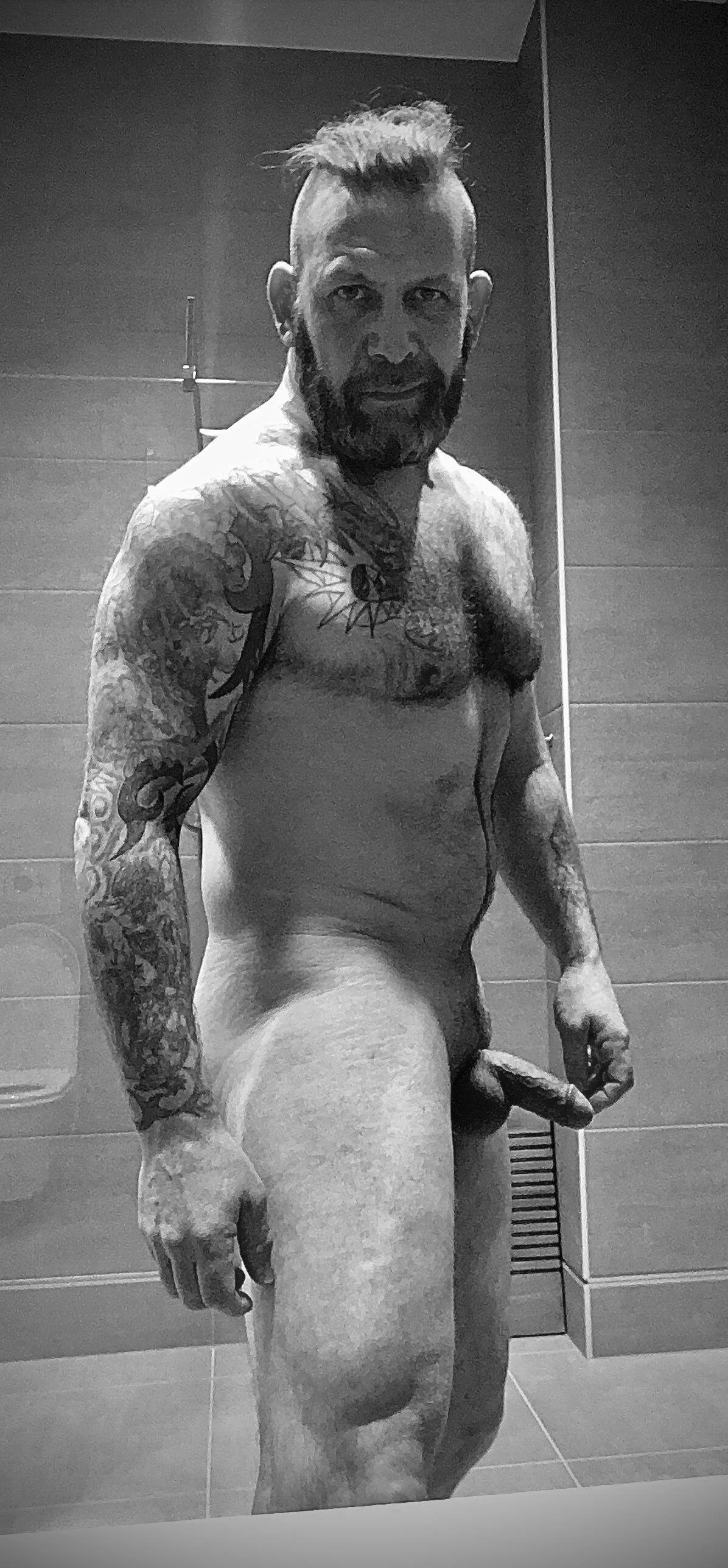 XXX Porn Photo of Nude Tattooednakedguy 13
