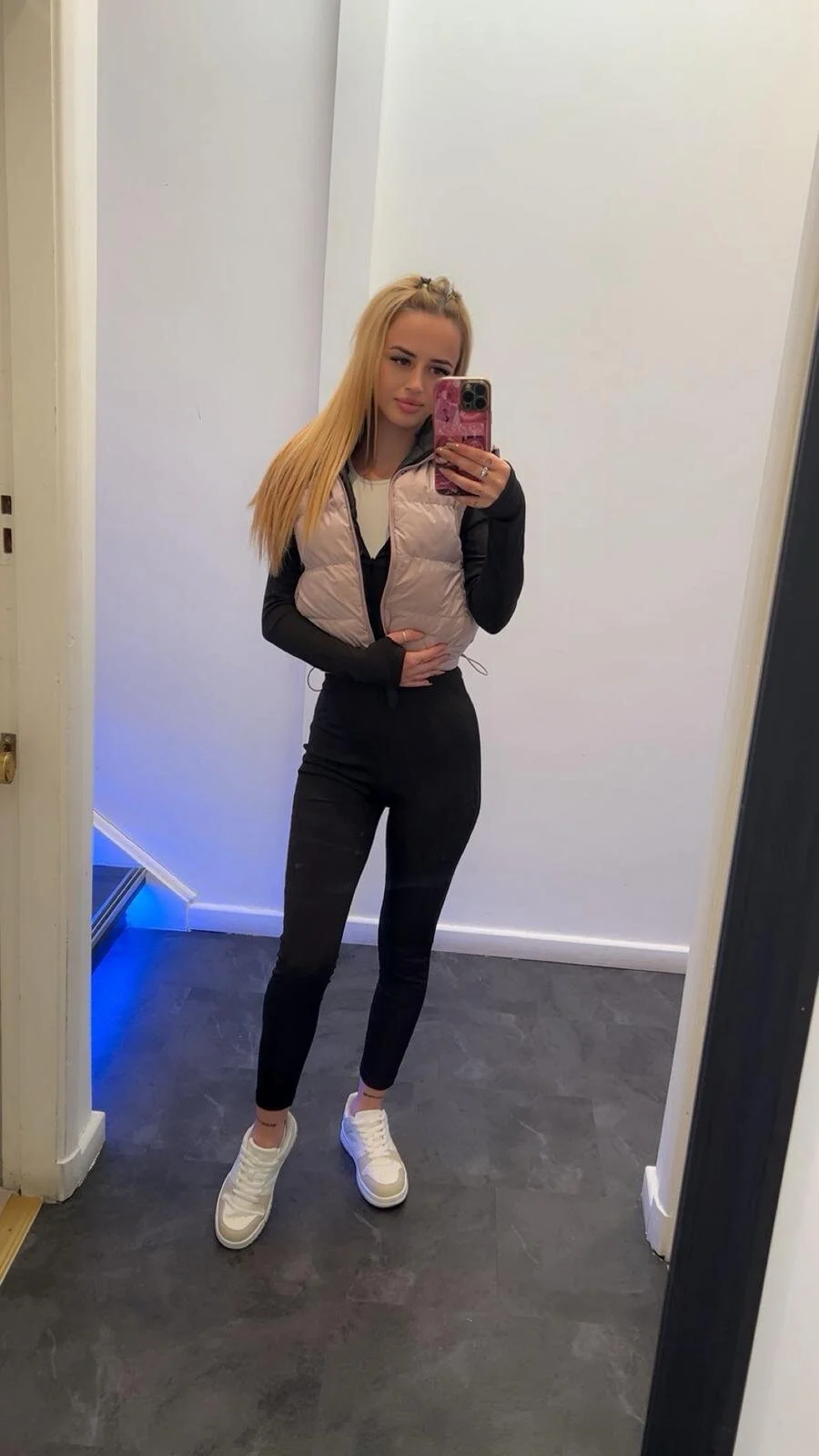 XXX Porn Photo of Nude elektra_star 9