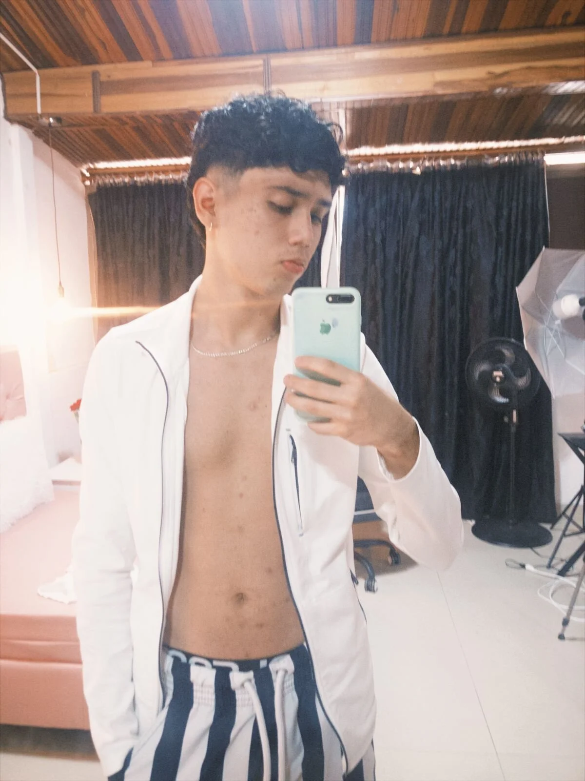 XXX Porn Photo of Nude SrJacobs 32