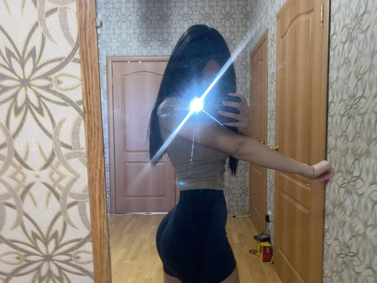 XXX Porn Photo of Nude YourMiIa 3