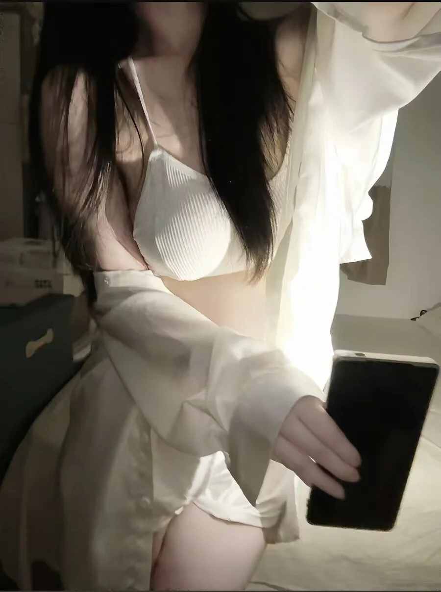 XXX Porn Photo of Nude xiaoyu4585 2