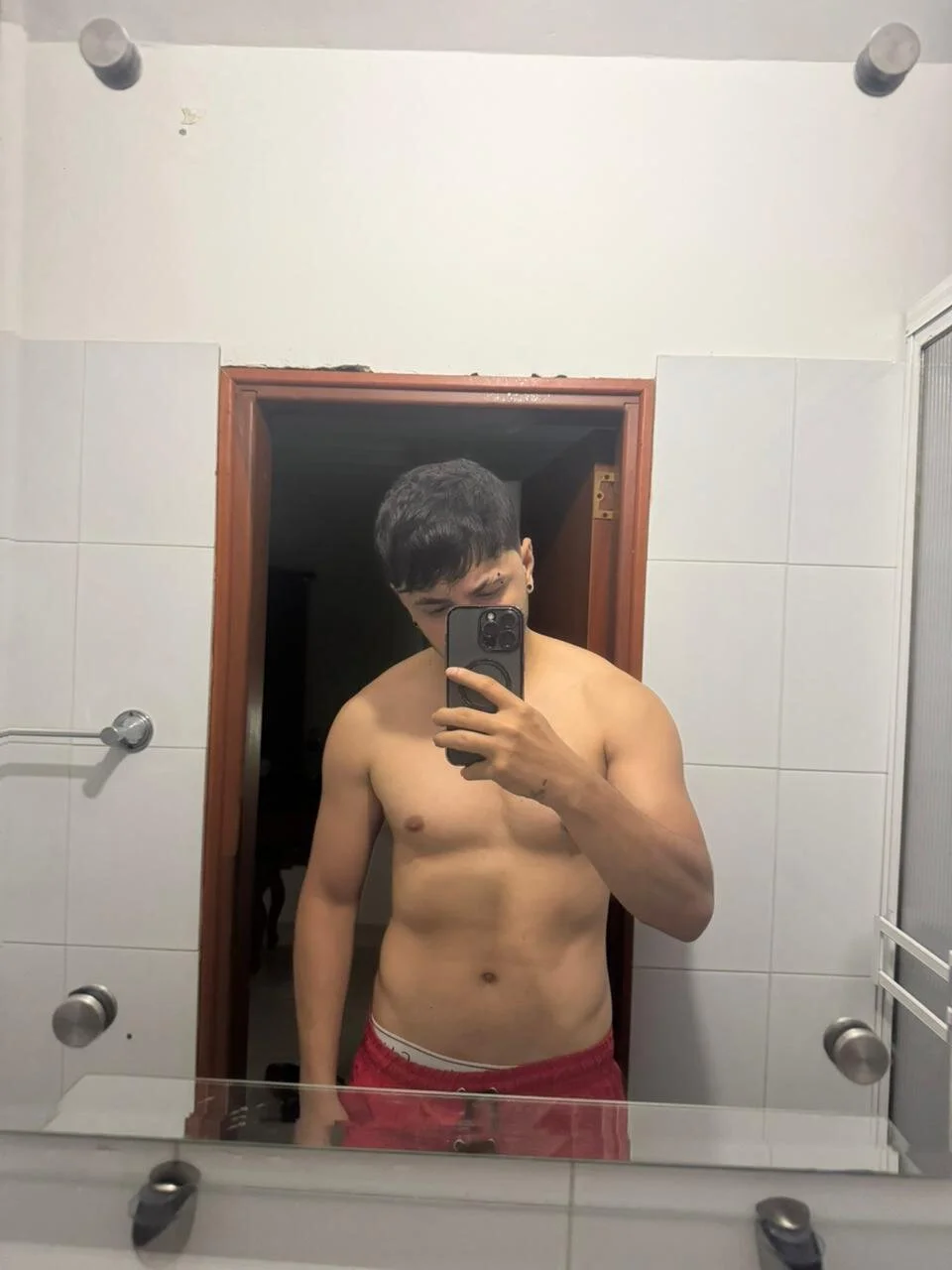 XXX Porn Photo of Nude Andres_Blessed 3