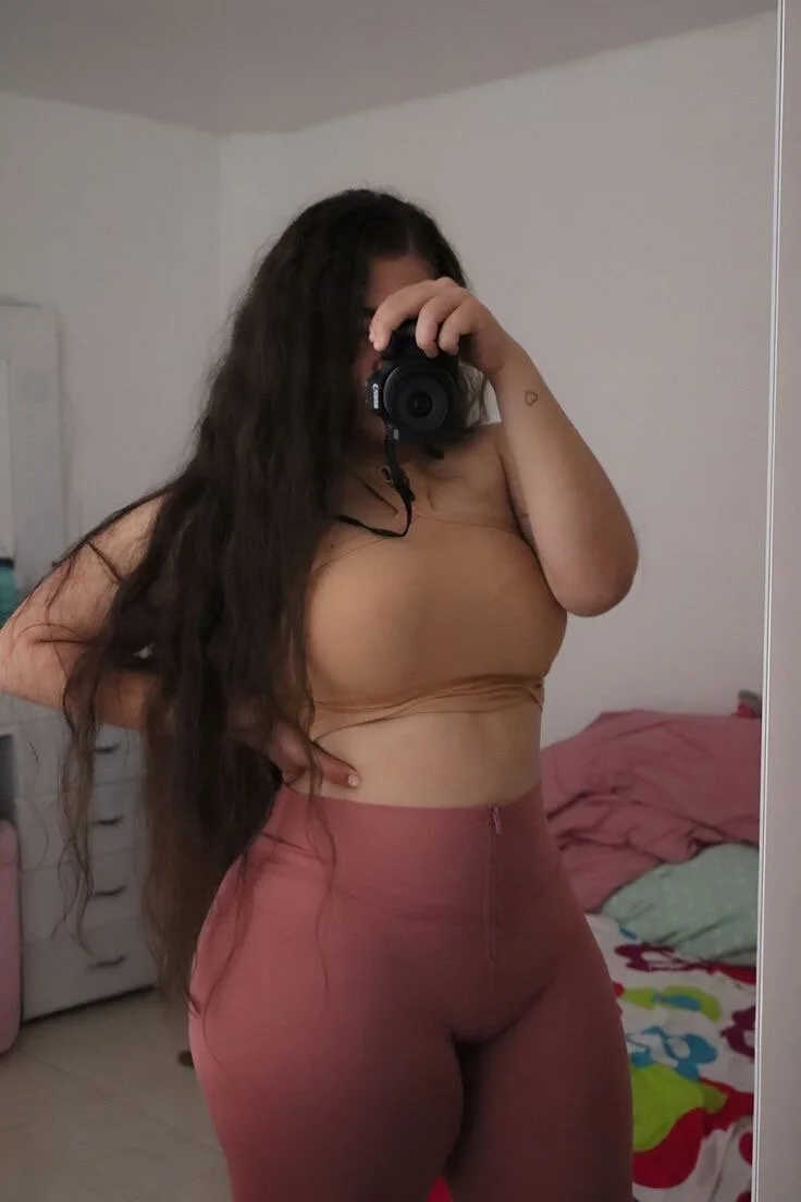 XXX Porn Photo of Nude saracurvy89 3