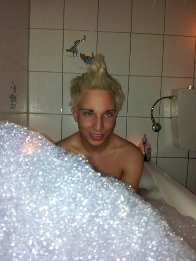 XXX Porn Photo of Nude cum2camboys 1