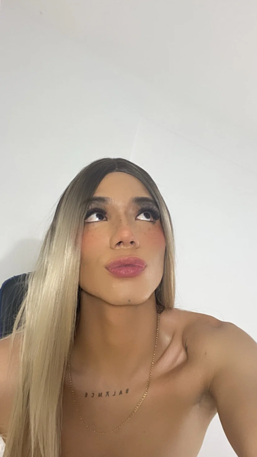 XXX Porn Photo of Nude charlotte_cruzx 1