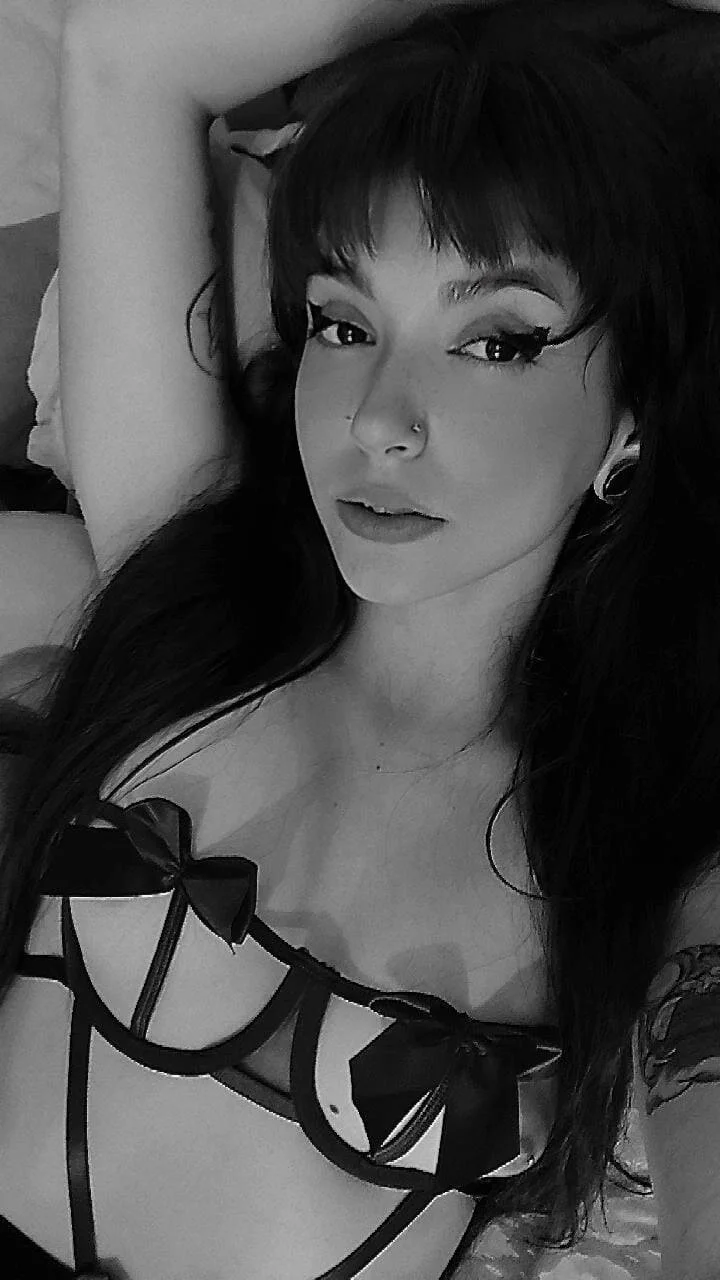 XXX Porn Photo of Nude AliciaBasch 4
