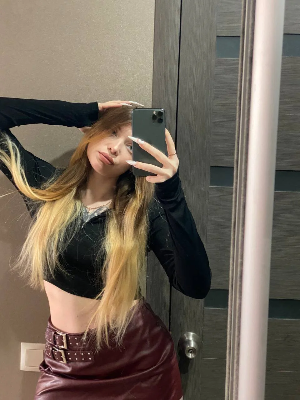 XXX Porn Photo of Nude Lily__Moon_ 21