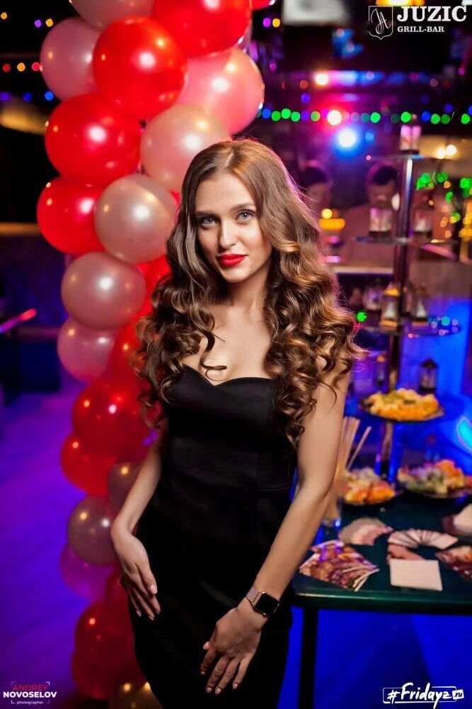 XXX Porn Photo of Nude Miri_Elise 3