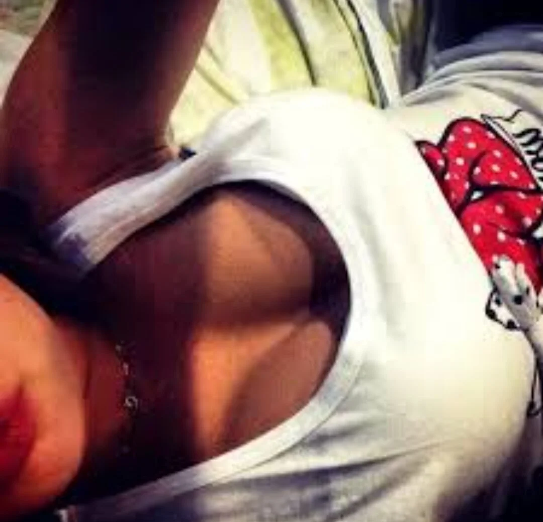 XXX Porn Photo of Nude ErikaVlovely 6