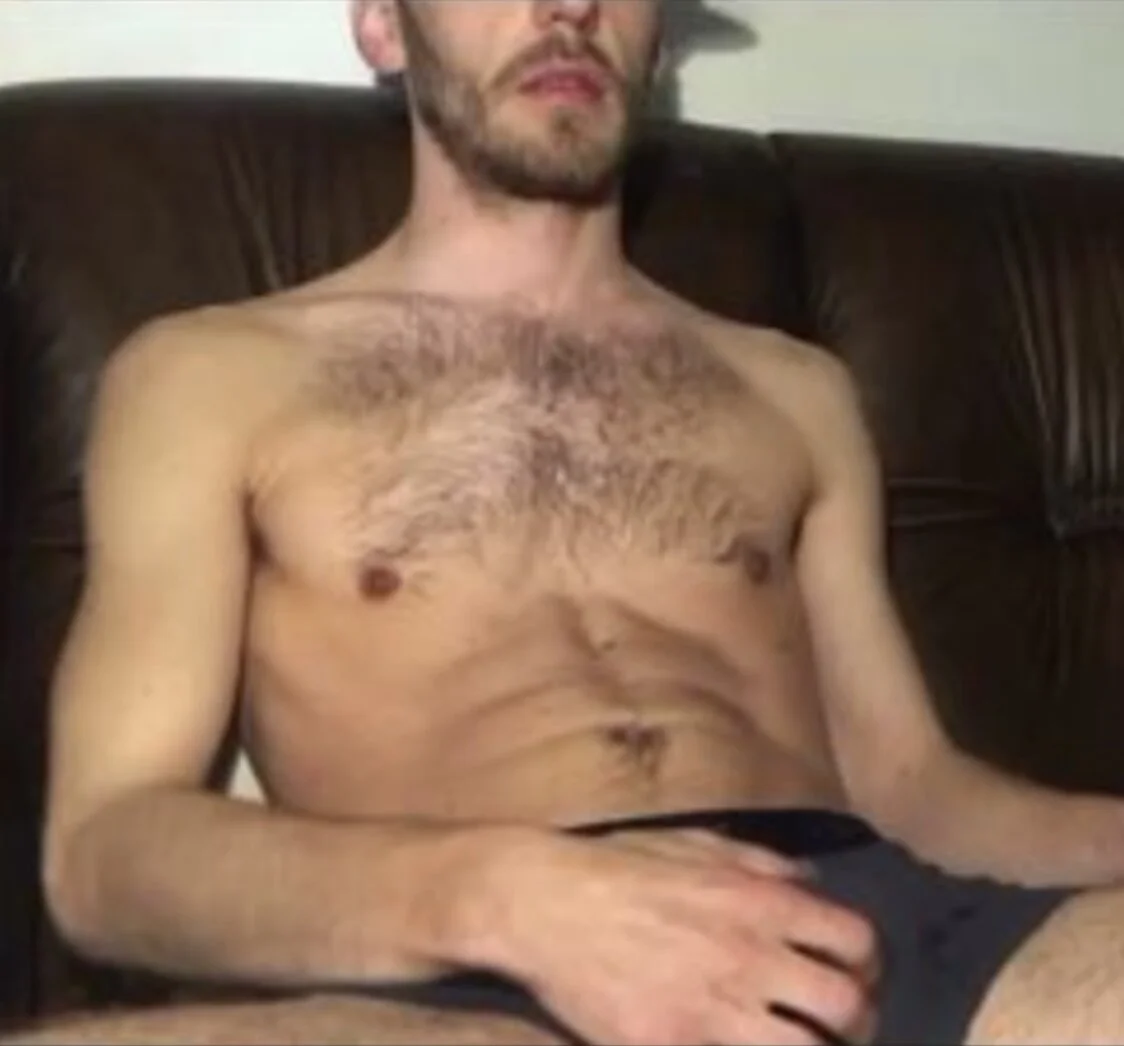 XXX Porn Photo of Nude leonmortis666 1