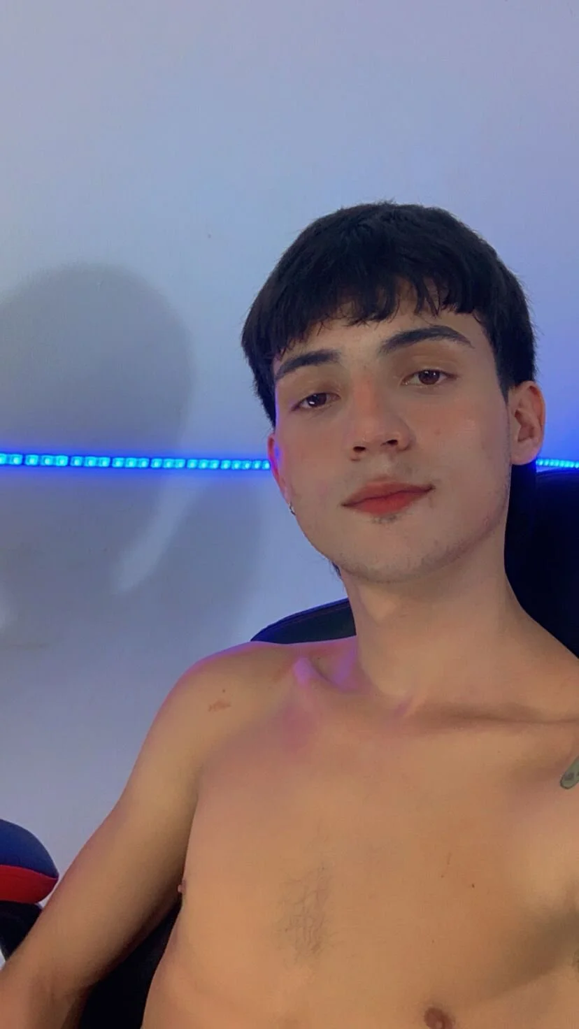 XXX Porn Photo of Nude Thommy_cute 9