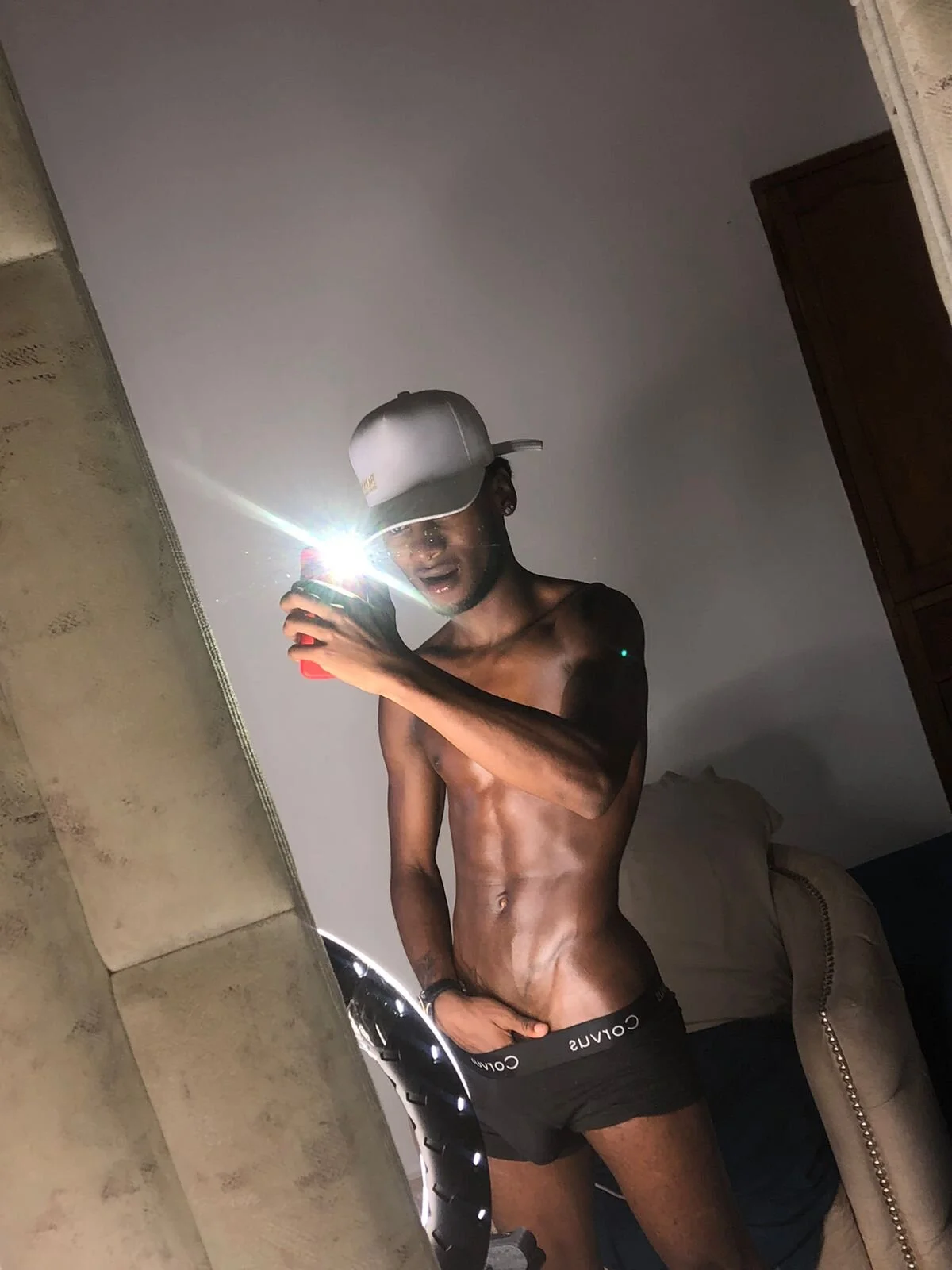 XXX Porn Photo of Nude BennBrown 27