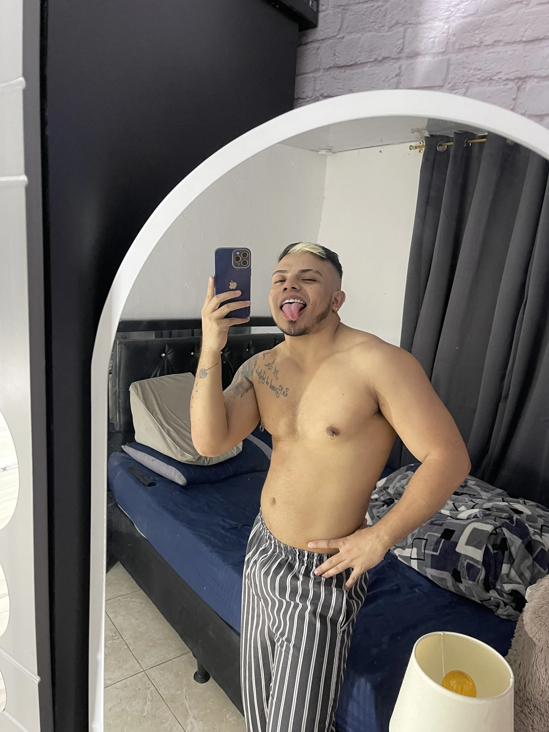 XXX Porn Photo of Nude Naughty_Charly 210