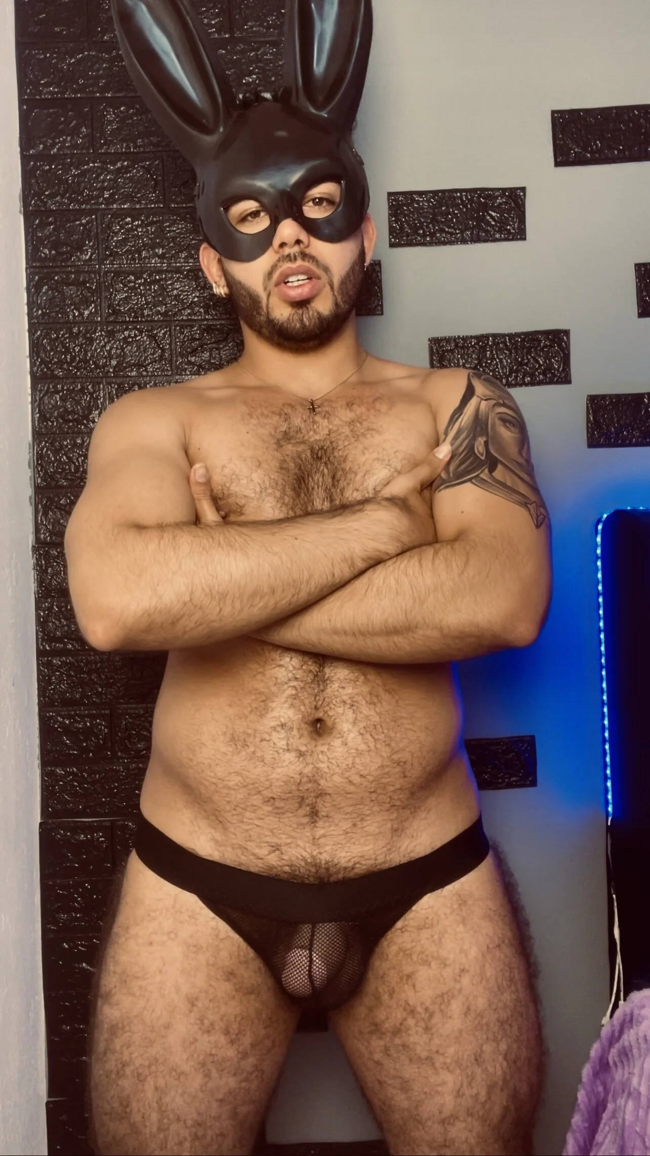 XXX Porn Photo of Nude adamhairy 81