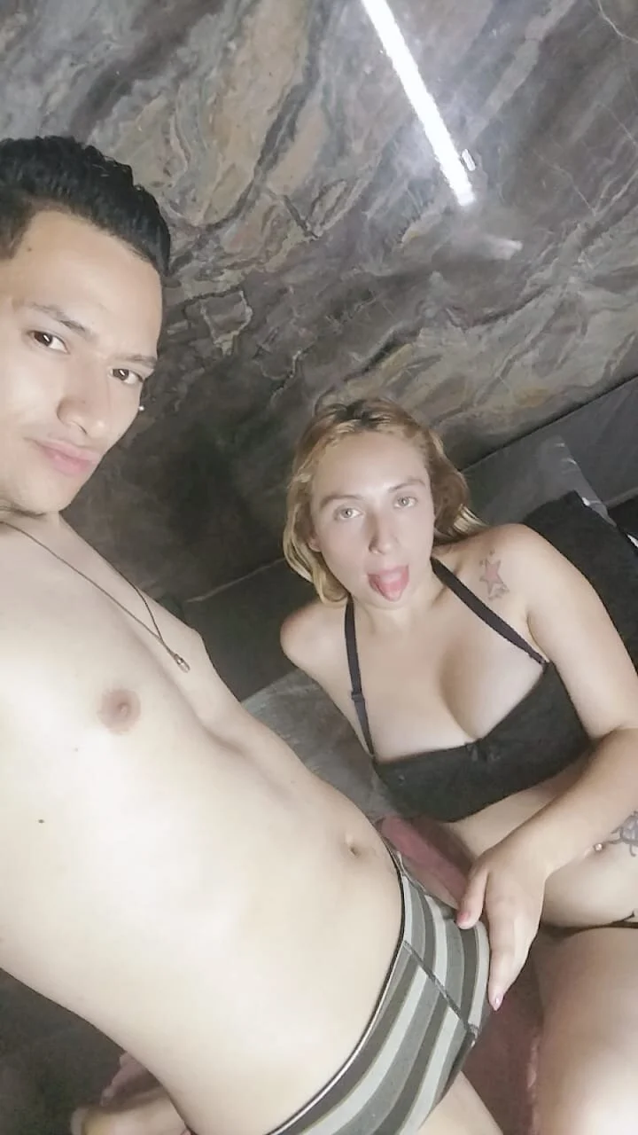 XXX Porn Photo of Nude Jonnyandlexyhot 2