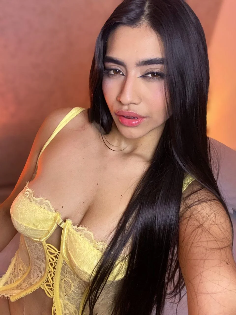 XXX Porn Photo of Nude miah_luv 66