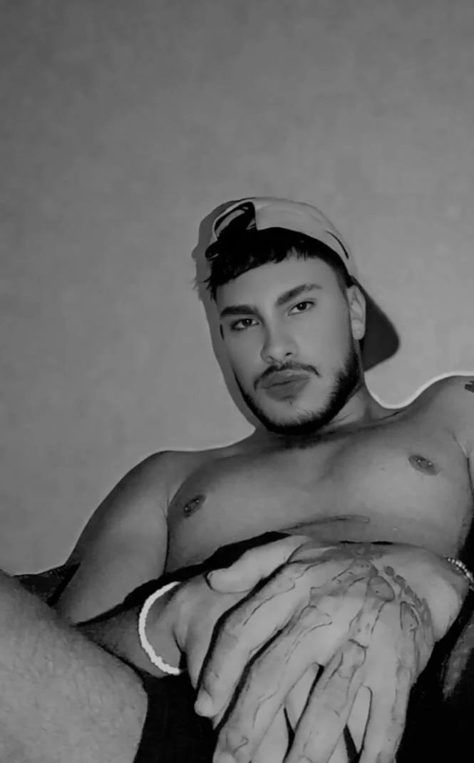 XXX Porn Photo of Nude DilanAndres 3