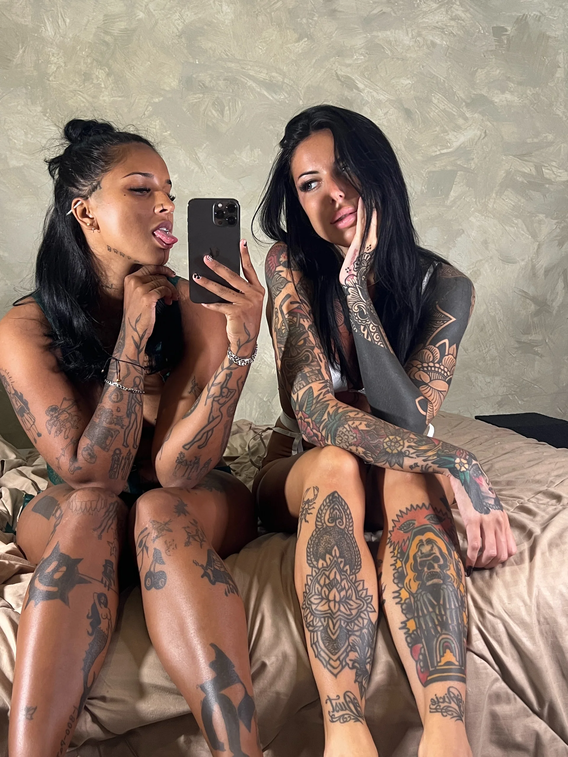XXX Porn Photo of Nude venus-magik 33